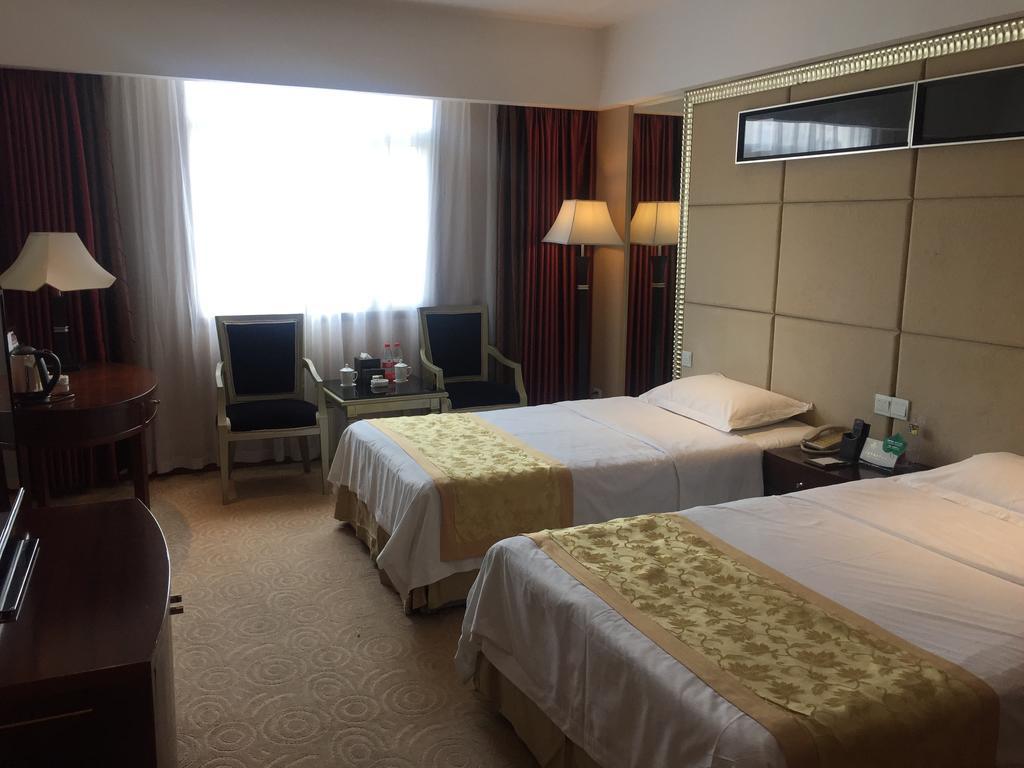 Yunheng Hotel Neijiang Eksteriør bilde